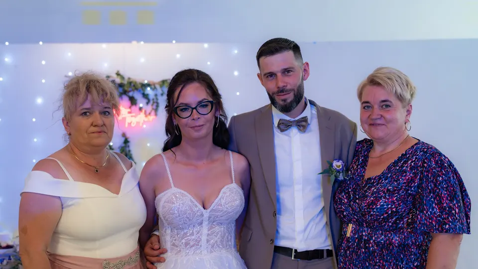Anita i Krzysztof — reportaż ślubny — zdjęcie 29 z 30