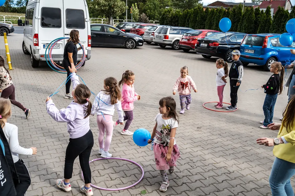 Dzień Rodziny w szkole Sentio w Bogdanowie — zdjęcie 14 z 24