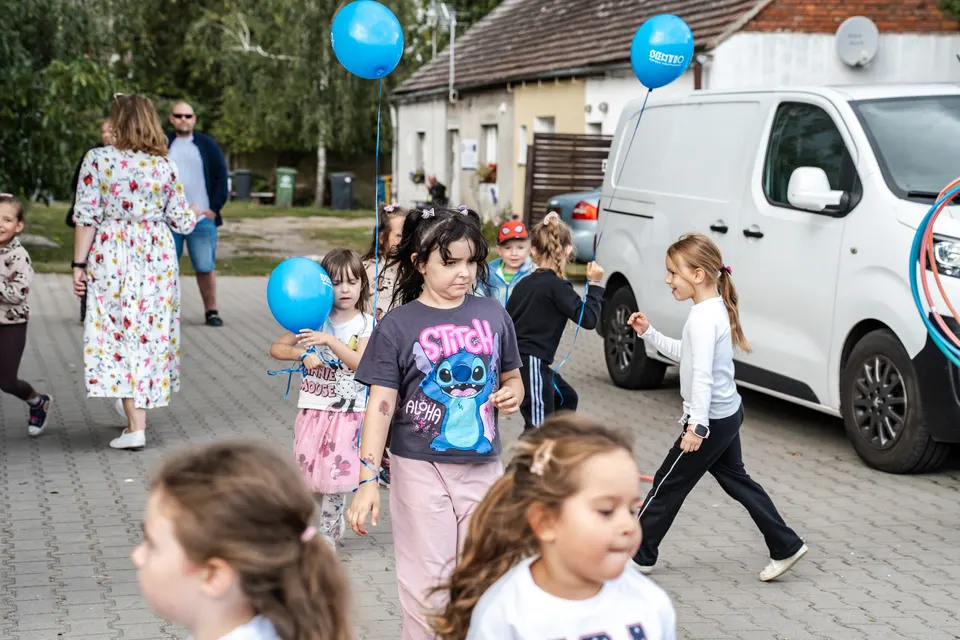 Dzień Rodziny w szkole Sentio w Bogdanowie — zdjęcie 17 z 24
